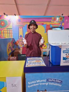 Viral di Festival Harmoni Imlek Nusantara 2026, Susu Sapiloka Jual Susu Murni Tanpa Pengawet Hanya Rp5.000