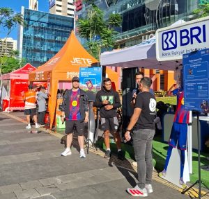 BRI Luncurkan Kartu Debit Edisi Khusus FC Barcelona di CFD Sudirman