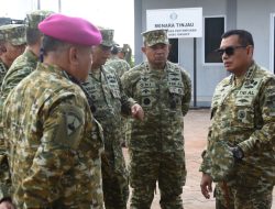 PANGKORMAR TINJAU LATIHAN INTEGRASI TNI TAHUN 2026