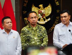 Panglima TNI Dampingi Menko Polkam Sampaikan Imbauan Jaga Kondusivitas Bangsa