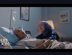 Tak Kuasa Tahan Tangis! Denny Sumargo dan Fanny Kondoh Peluk Penonton di Solo, Tur Gala Premiere ‘Baby Udon’ di 9 Kota Besar Indonesia