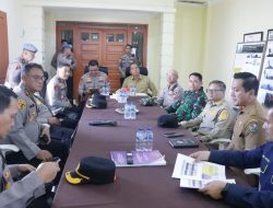 Gunung Sinabung Berstatus Siaga, 176 Personel Polri Dikerahkan untuk Layani dan Lindungi Masyarakat